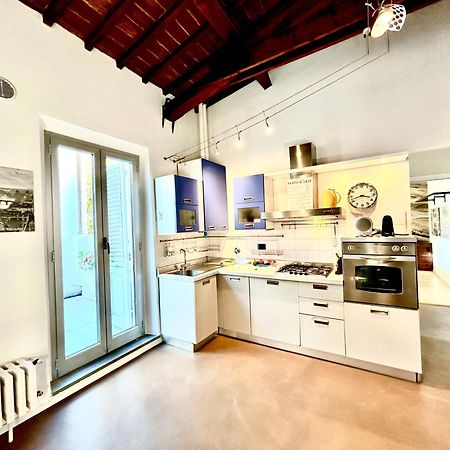 דירות פירנצה Bright House With Terrace In Santa Croce מראה חיצוני תמונה
